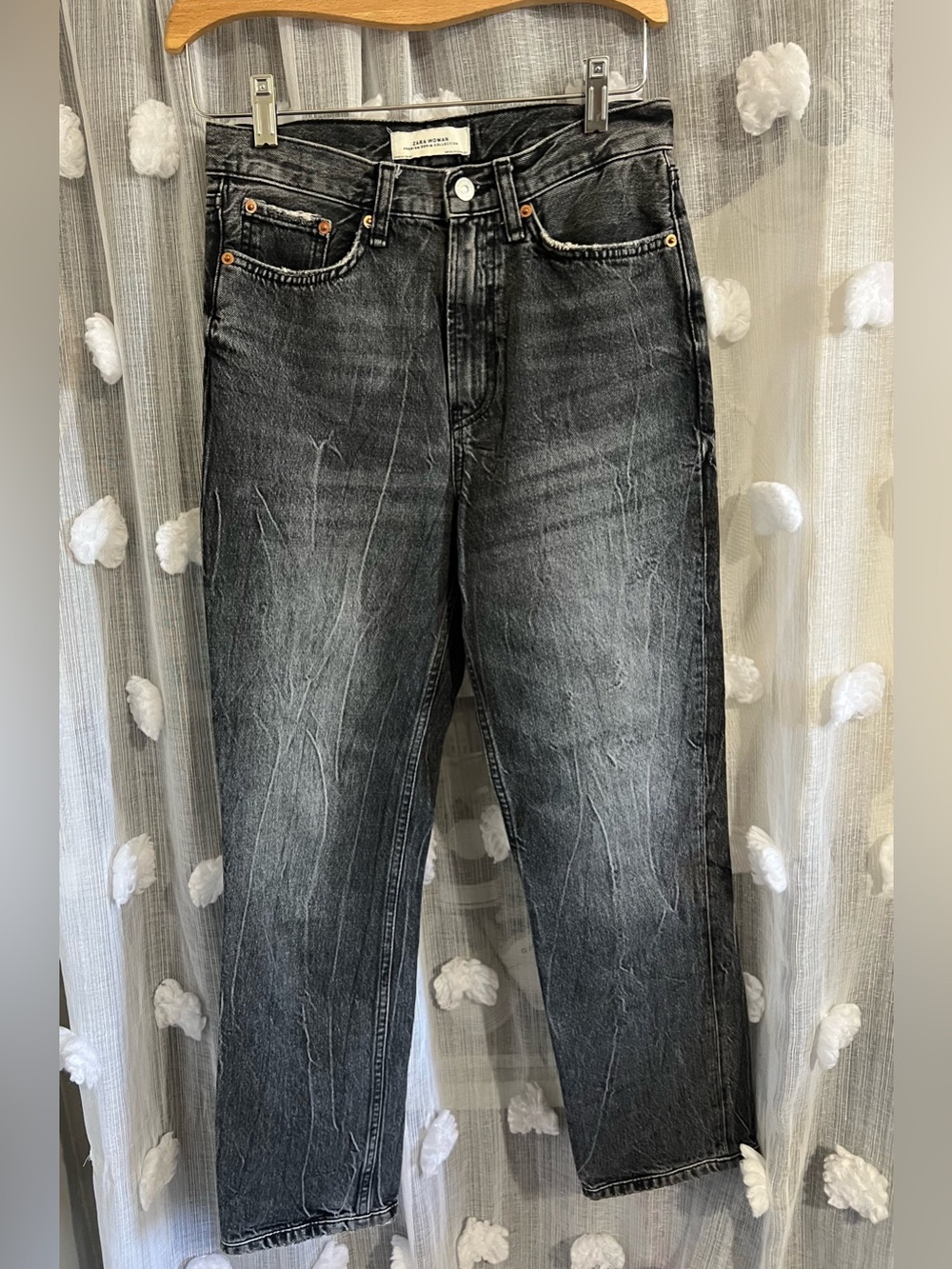 Zara women’s Black Washed Straight-Leg Jeans